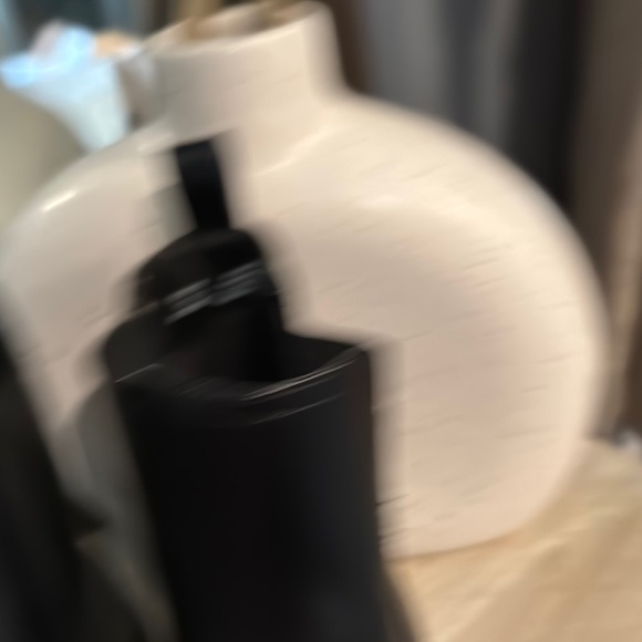 H&M Black Chelsea Boots Modern Style - Picture 4 of 6